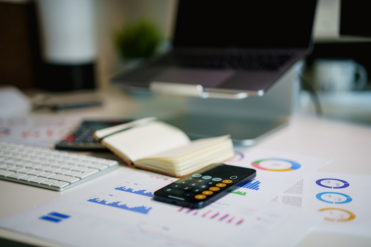 Planilha e calculadora usadas para estimar o custo de IA no site